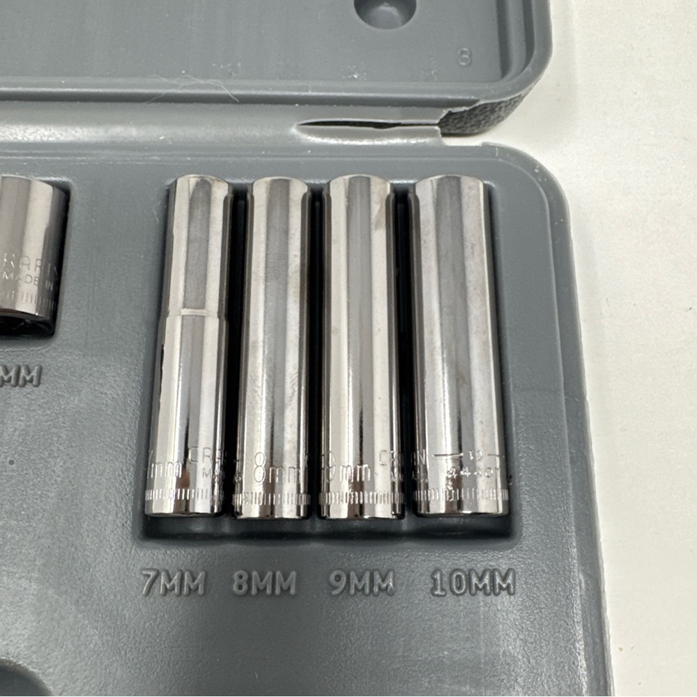 12-pc. CRAFTSMAN TOOLS 1/4” DRIVE METRIC SOCKET SET w/ CASE, 6-POINT, 34746, USA - Picture 8 of 12